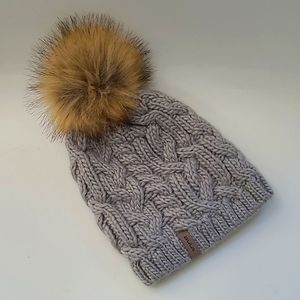 NWOT Bula knit cap